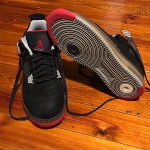 Jordan 4 Fusion